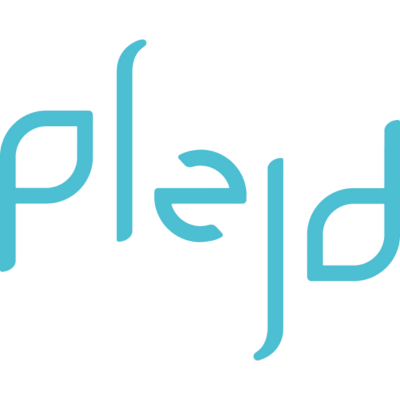 Plejd – smart belysning och styrning Plejd logotyp i ljusblå text mot transparent bakgrund.